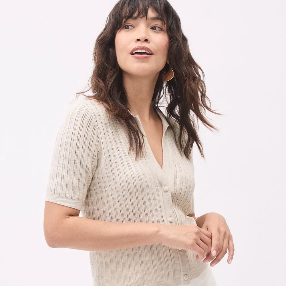 Short-Sleeve Buttoned-Down Pointelle Sweater With Shirt Collar